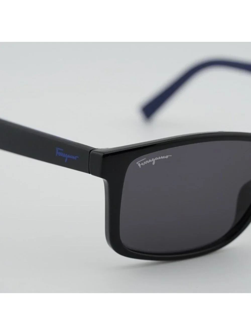 Salvatore Ferragamo SF938S 962 Sunglasses Black Rectangle Frame, Grey Lenses